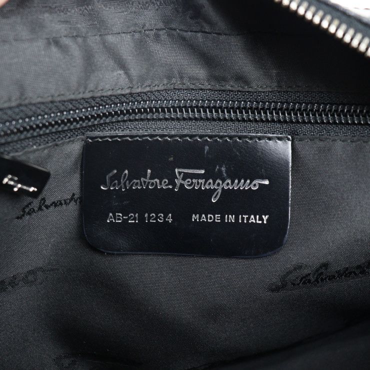 Salvatore Ferragamo サルヴァトーレ フェラガモ バッグ ハンドバッグ 21 1234 リザード型押しレザー ブラック  ショルダーバッグ ミニボストン 【本物保証】 - メルカリ