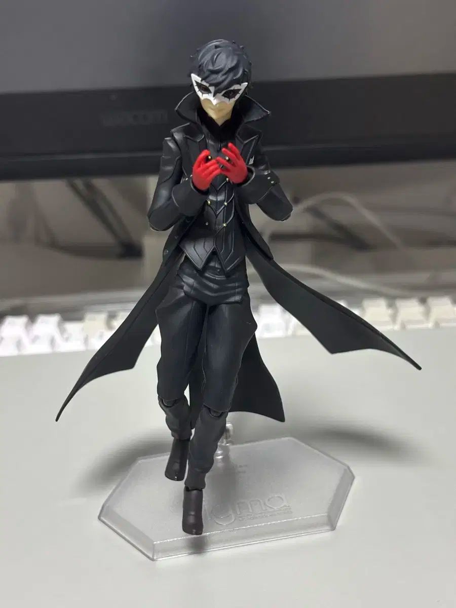 ペルソナ 販売済み 5 ジョーカー Figma(フィグマ) フィギュア 売るよ