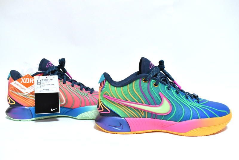 レブロン21 XXI EP マルチカラー 28cm 美品 本物【送料無料】新品 Nike Lebron 21 XXI EP【Multi Color
