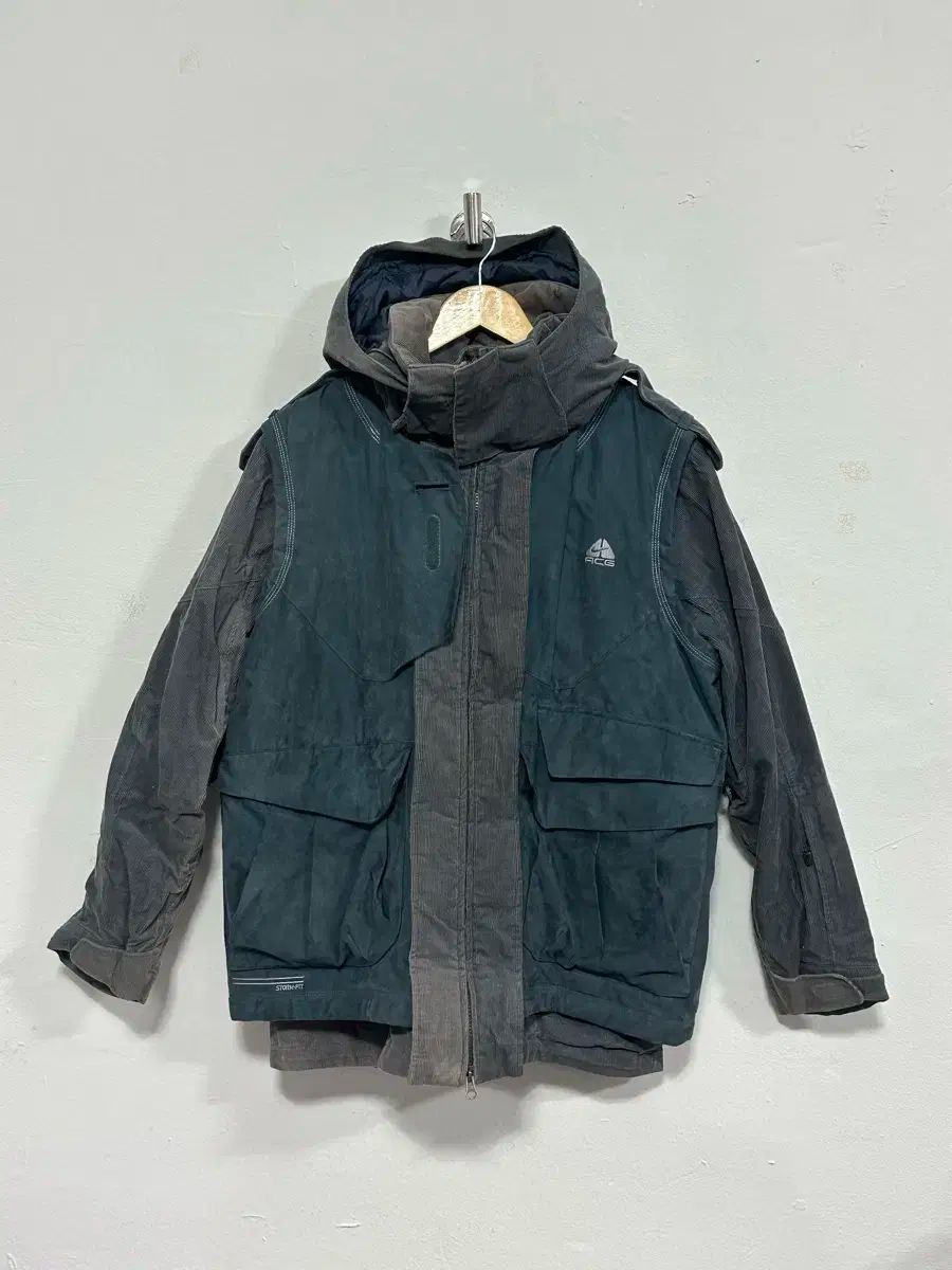 ナイキ ACG シエラ ライト ジャケット マイカ グリーン 楽天市場】nike