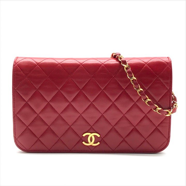 ★極美品★　CHANEL　マトラッセ　プッシュロック　ショルダーバッグ　レッド ☆極美品☆CHANELマトラッセプッシュロックショルダーバッグレッド