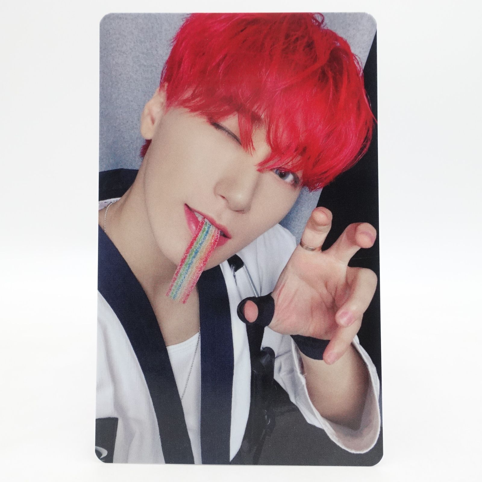ネットオフ 送料得店  ATEEZ サン THE WORLD EP.FIN:WILL もぐもぐグミ ver. トレカ タレントカード