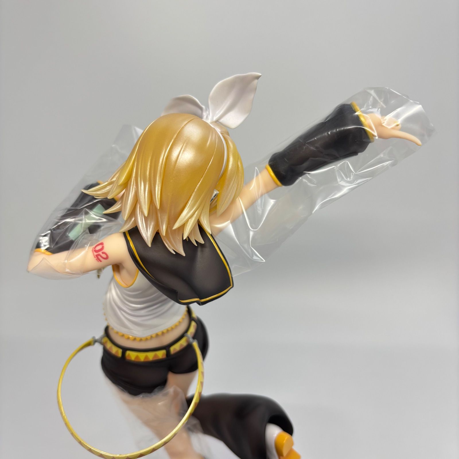 鏡音リン　Tony Ver. 1/7スケールフィギュア Amazon | キャラクター・ボーカル・シリーズ02 鏡音リン・レン