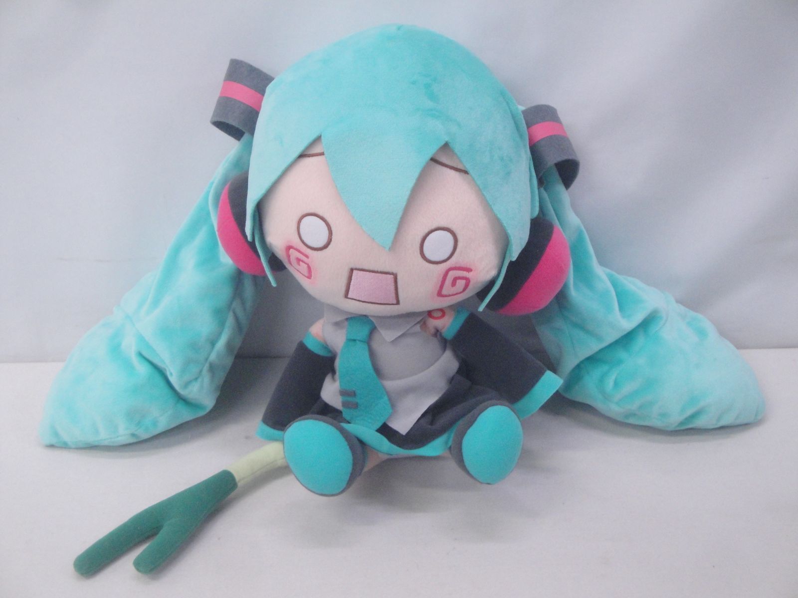 新品 初音ミクシリーズ メガジャンボふわふわぬいぐるみ