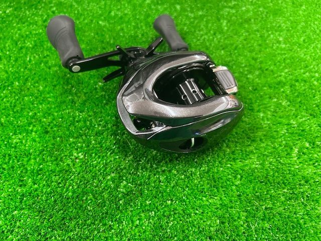 良好品】18アンタレス DCMD XG 右 18アンタレス DCMD右ハンドル シマノ