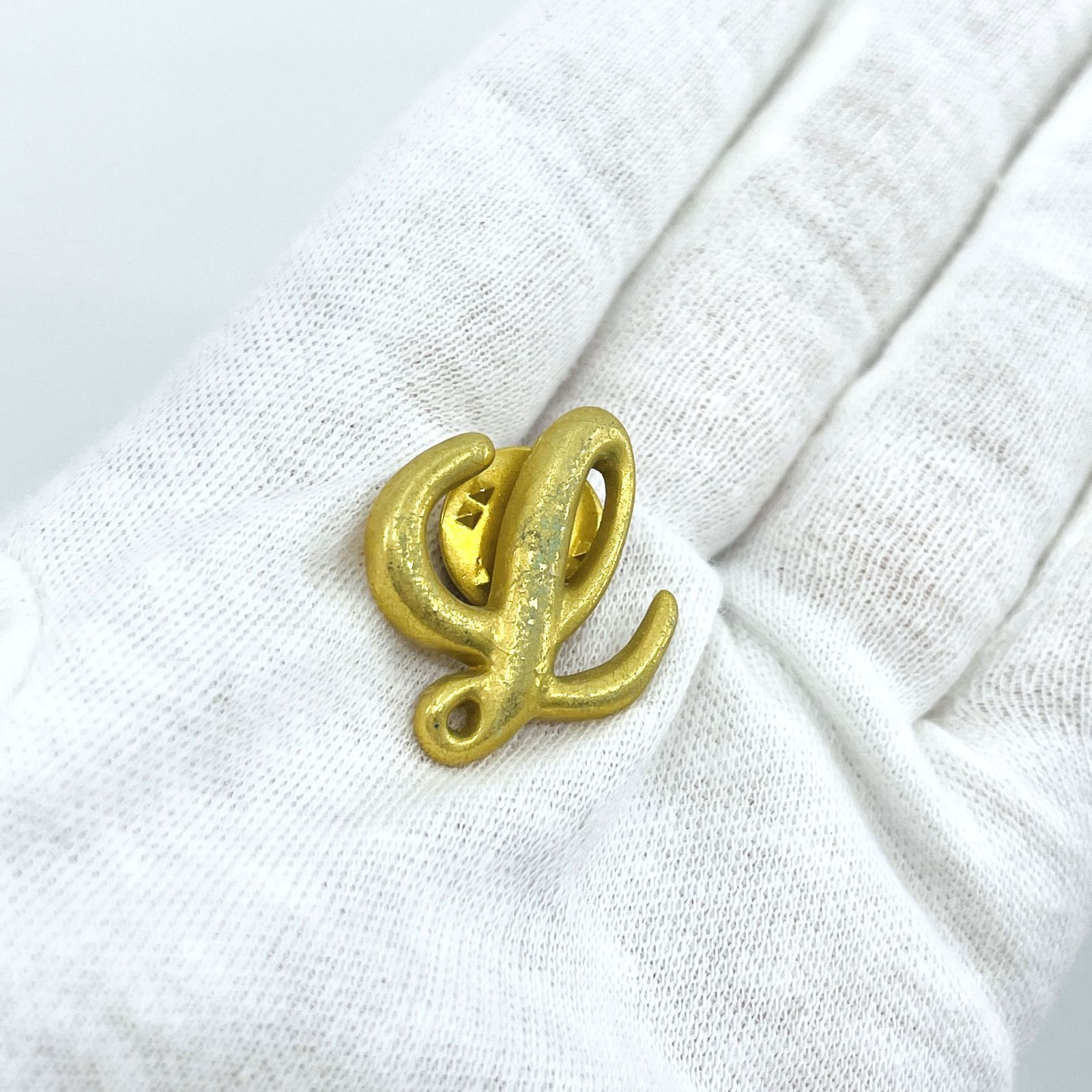 美品 LOEWE ロエベ パール イニシャル ロゴ ブローチ ゴールド ロエベ