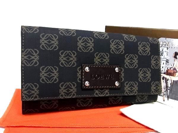 □極美品□ LOEWE ロエベ リピートアナグラム PVC 二つ折り 長