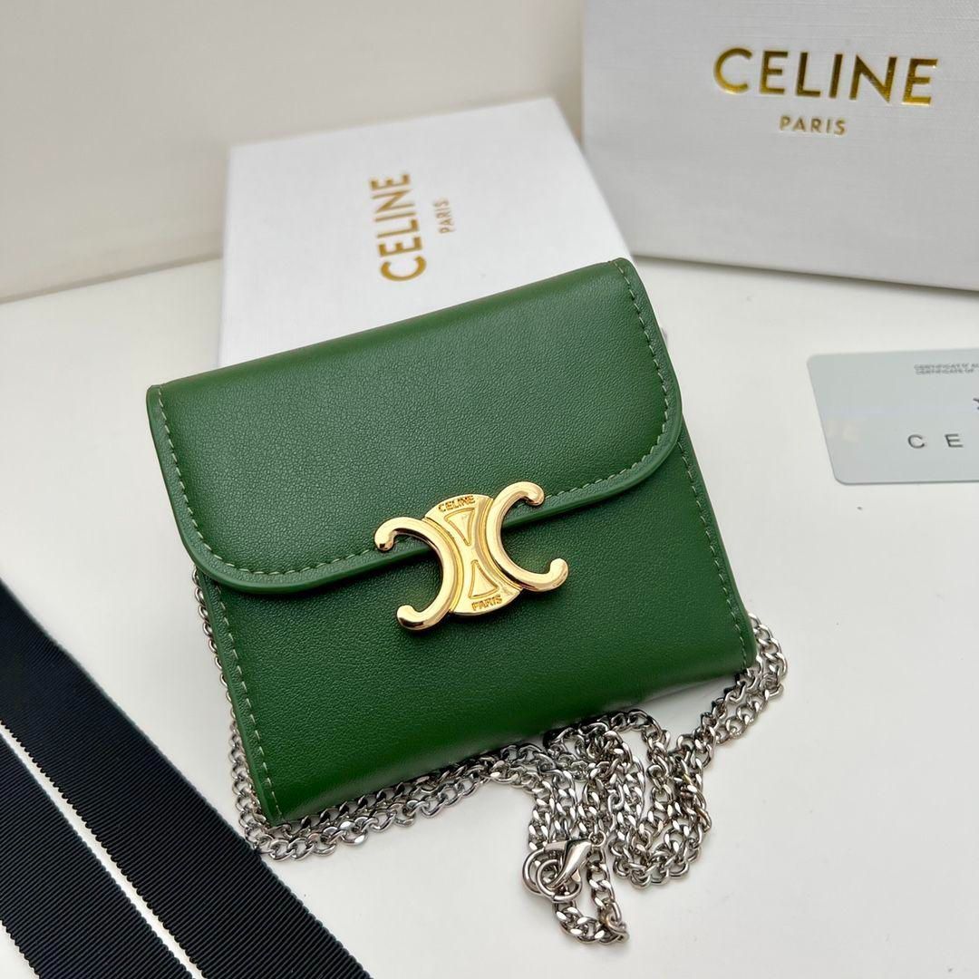 美品！セリーヌ celine 財布 三つ折り トリオンフ財布 ライトグリーン