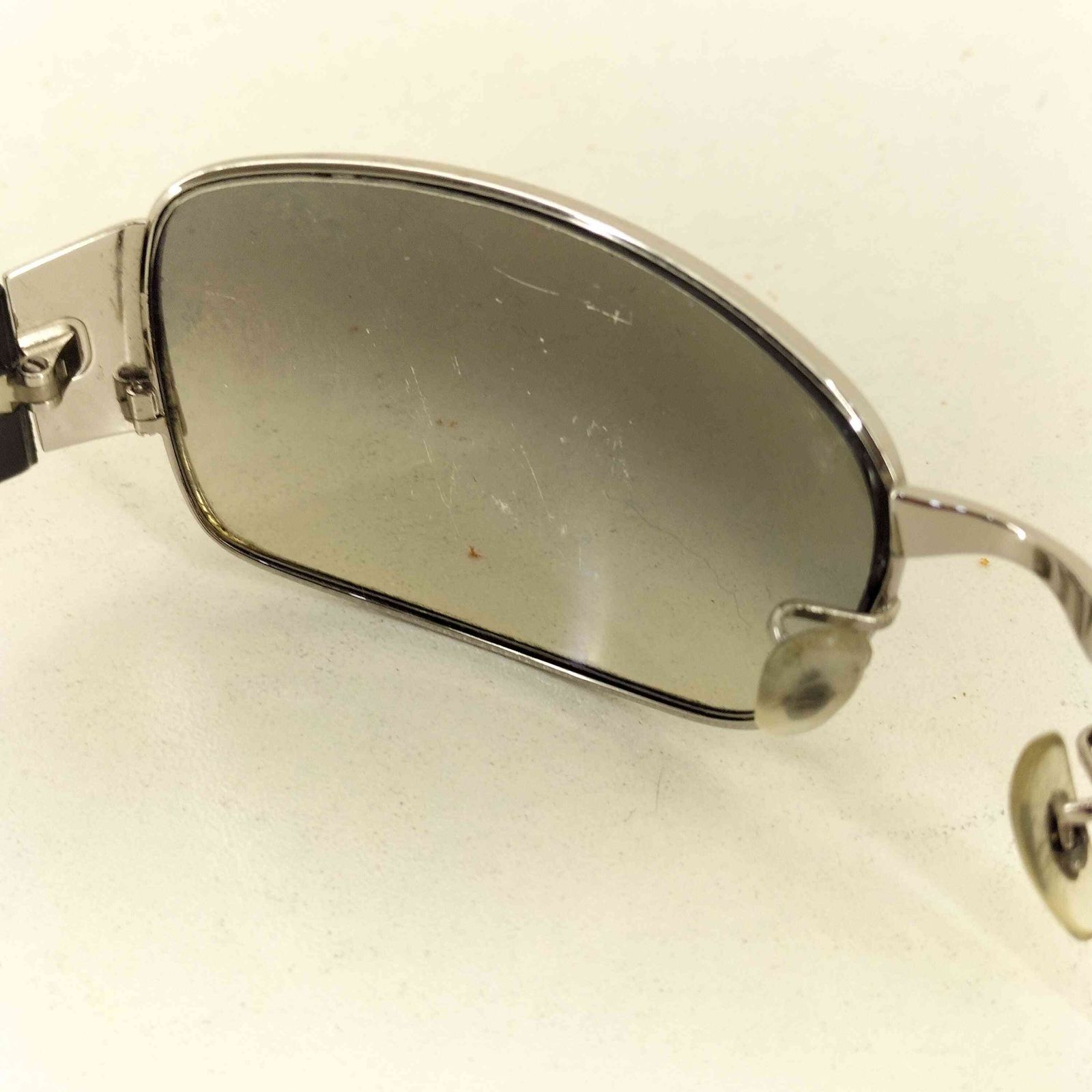 送料無料Ray-Banレイバン美品サングラスRB3332 003/32 64□17清掃済メンズ格安レディース売切りケース付ブラック黒レディース売切り Ray-Ban - レイバンサングラス RB3332 003&frasl;32 64◻17の通販 by