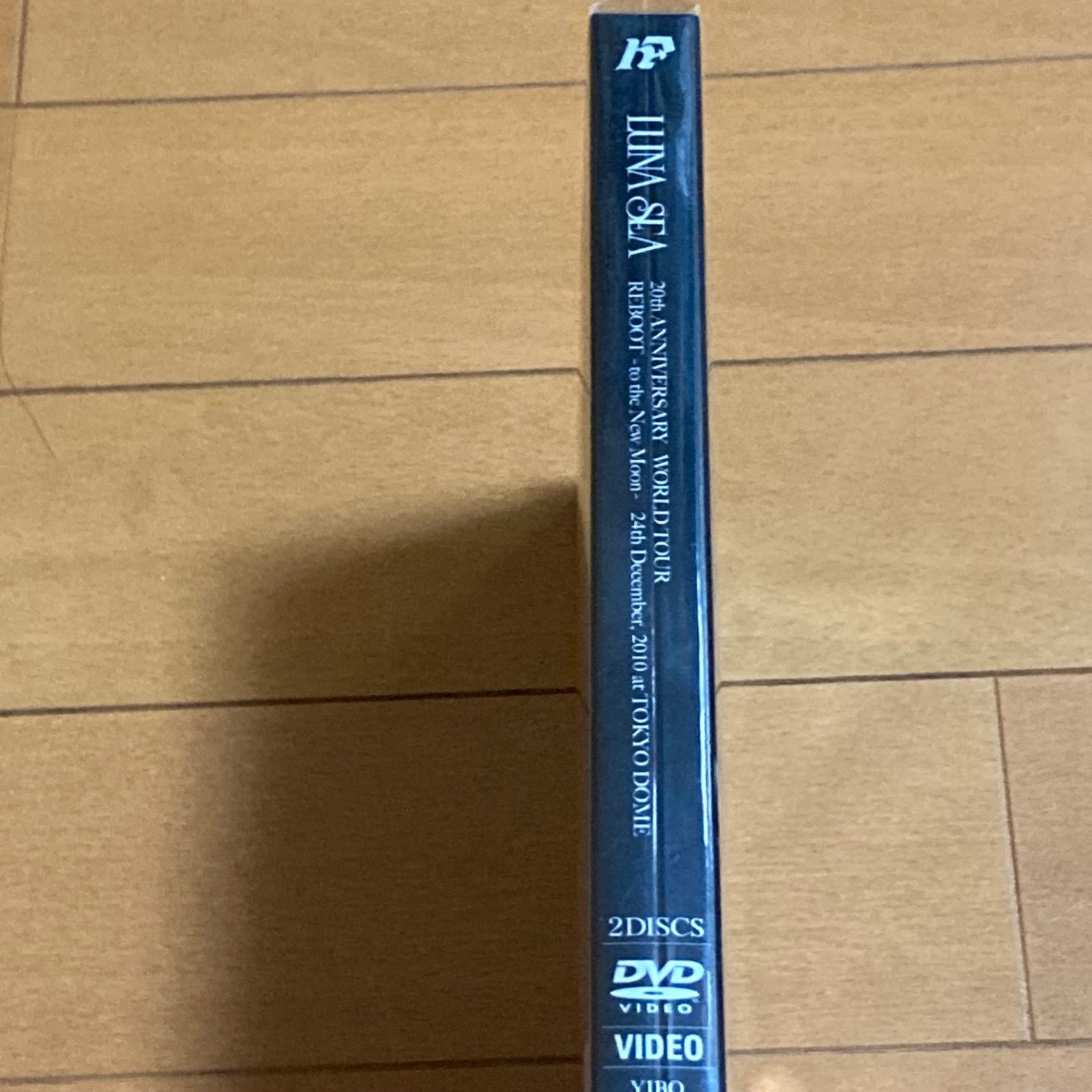 LUNA SEA 20th ANNIVERSARY WORLD TOUR　制作物 Amazon.co.jp: LUNA SEA A DOCUMENTARY FILM OF 20th