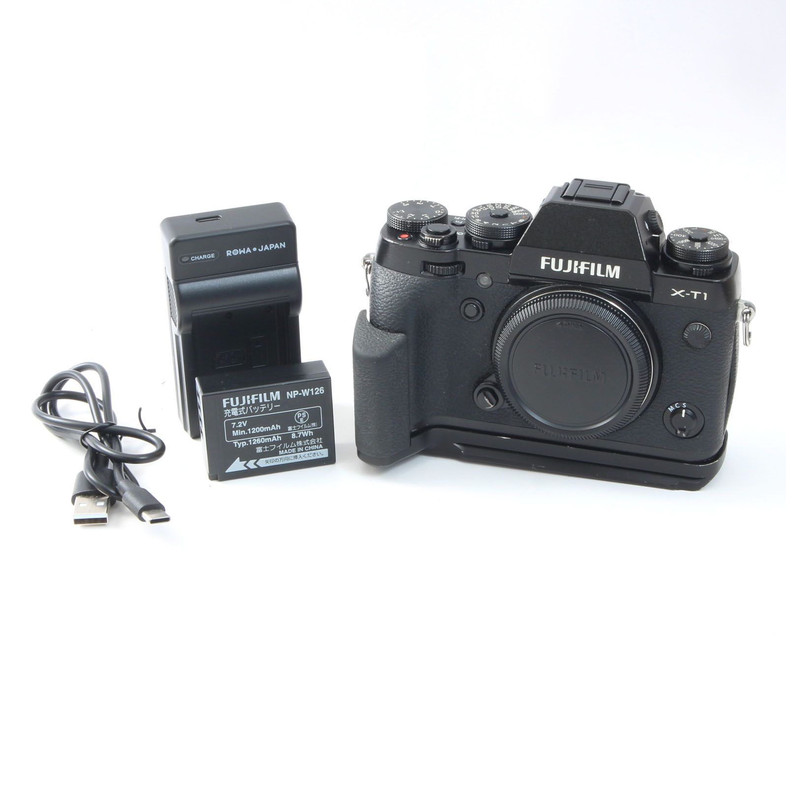 FUJIFILM フジフィルム X-T1 ブラック ミラーレスカメラ グリップセット