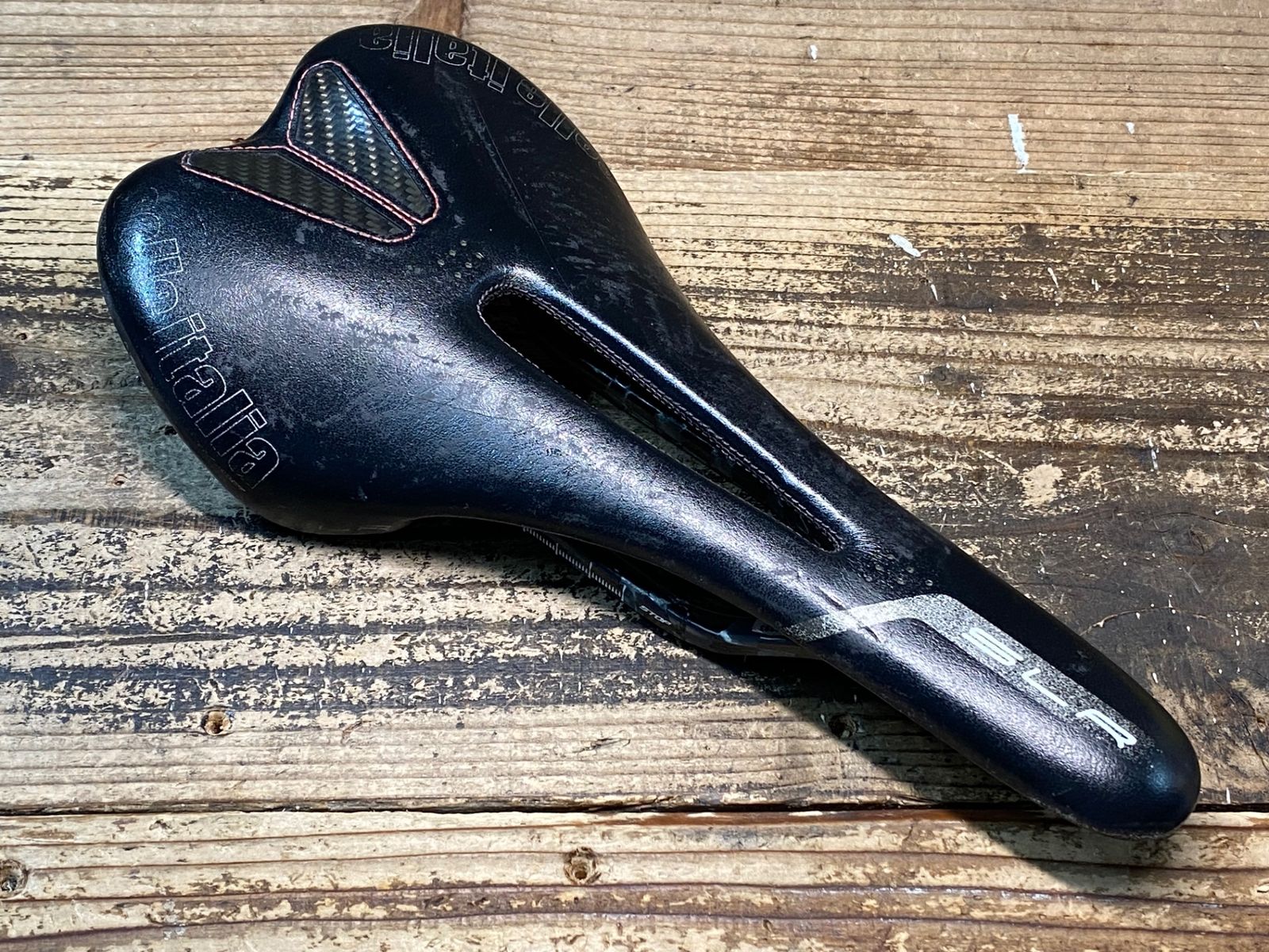 HJ314 セライタリア selle italia SLR KIT CARBONIO サドル 黒 130mm カーボンレール