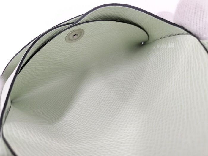 レザー ライトグリーン系