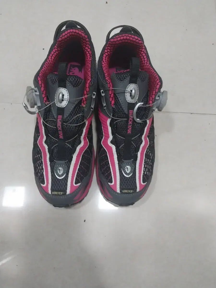 良品】HERMES エルメス スカーフリング シェーヌダンクル ピンク