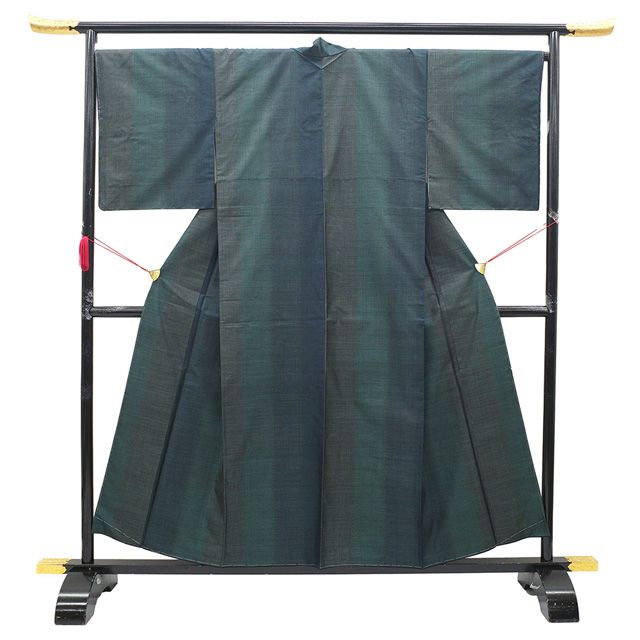 新古品】 本場奄美大島紬 着物 未使用 正絹 大島紬 恵絹織物 純