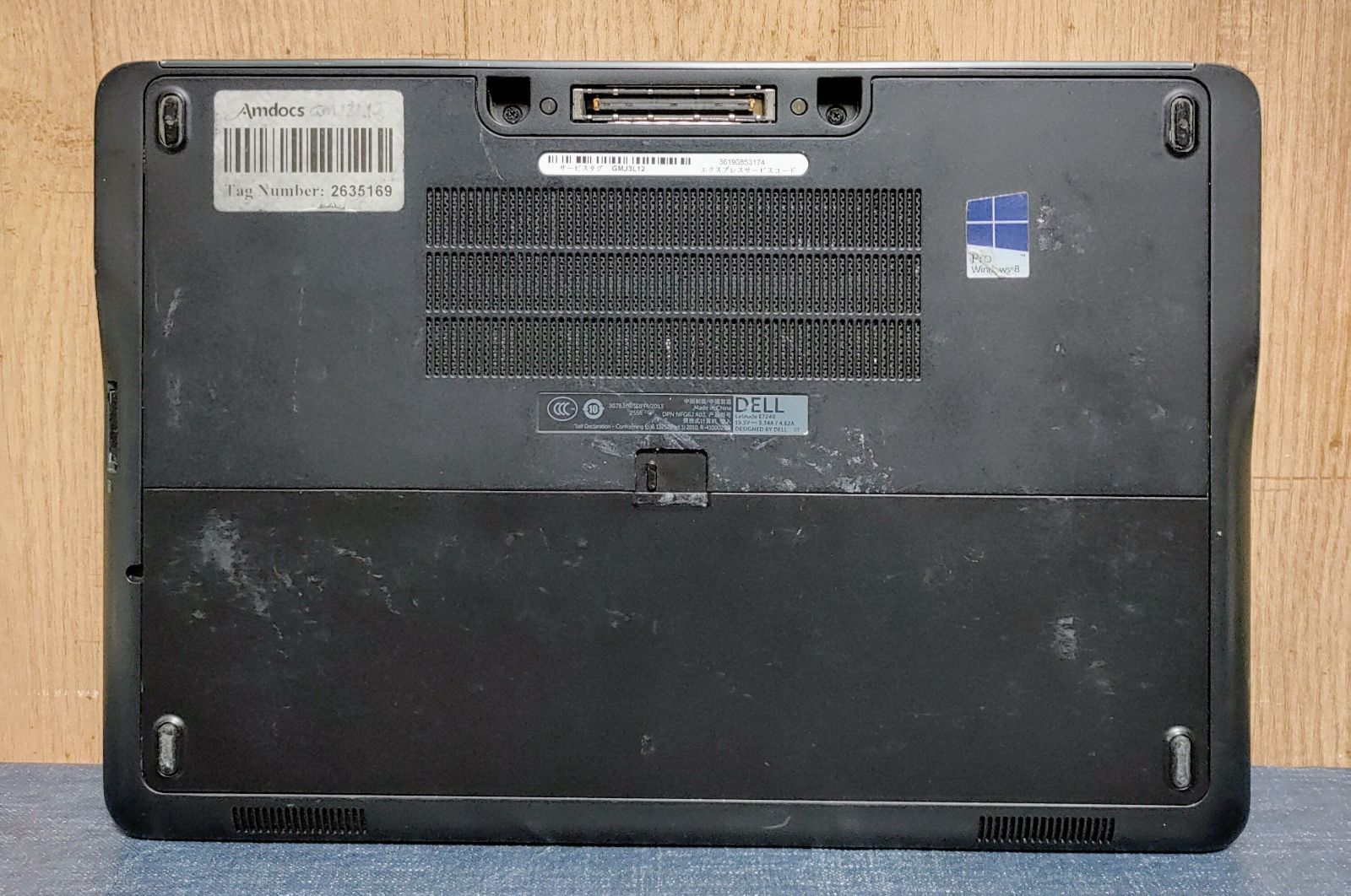 メモリ8GB SSD256GB