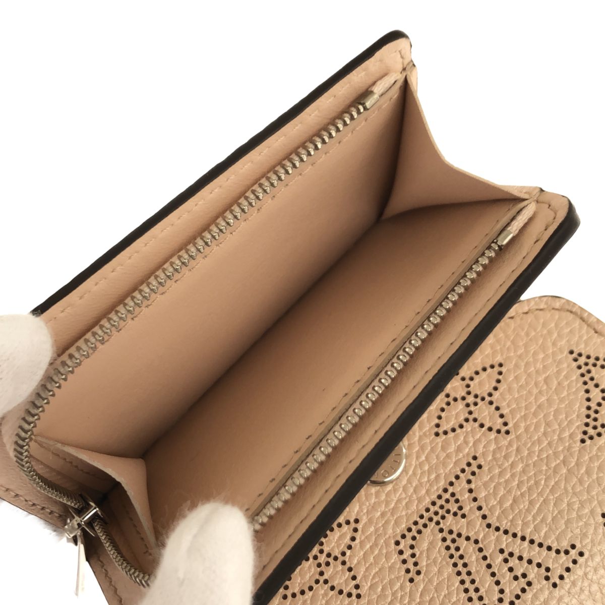 LOUIS VUITTON ルイヴィトン マヒナ ポルトフォイユイリスXS ピンク系