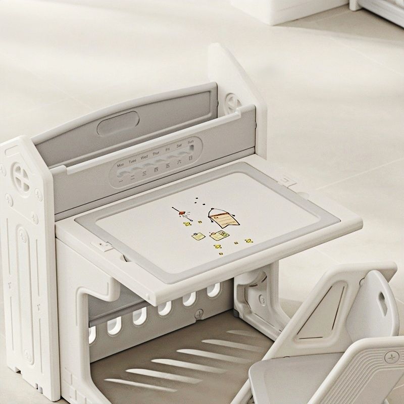 学習デスク お絵かきボード