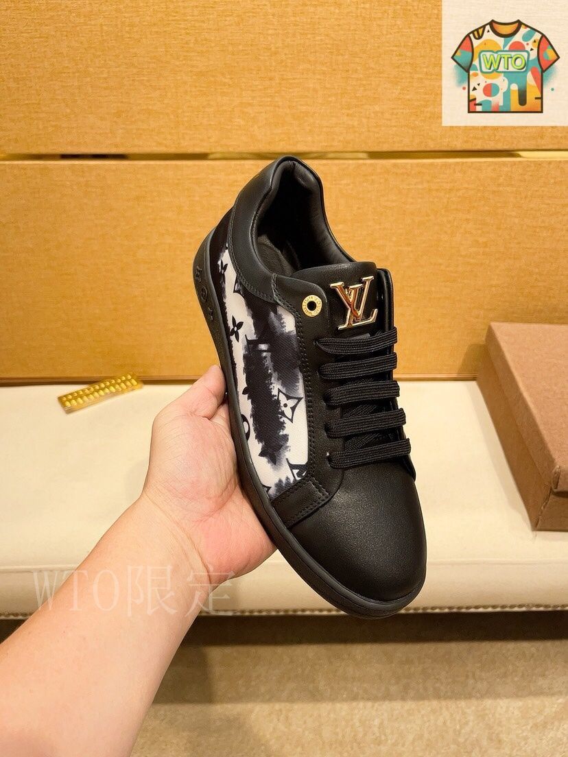 louis vuitton メンズシューズ　新品☆ Louis Vuitton ルイ・ヴィトン メンズ レザー カジュアル