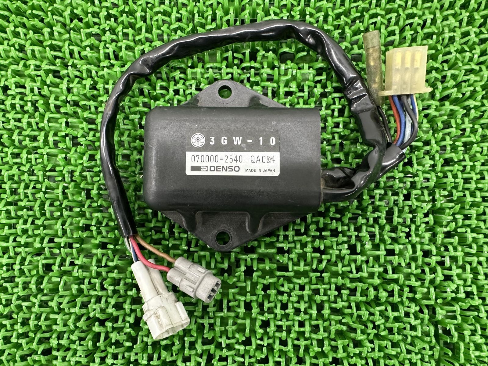 SR400　.　1JR　　イグナイター　CDI　電装ユニット 3GW-10　　即決あり SR400 1JR 希少!! 純正 イグナイター CDI 実動車外し 当時物 検\u203b SR500