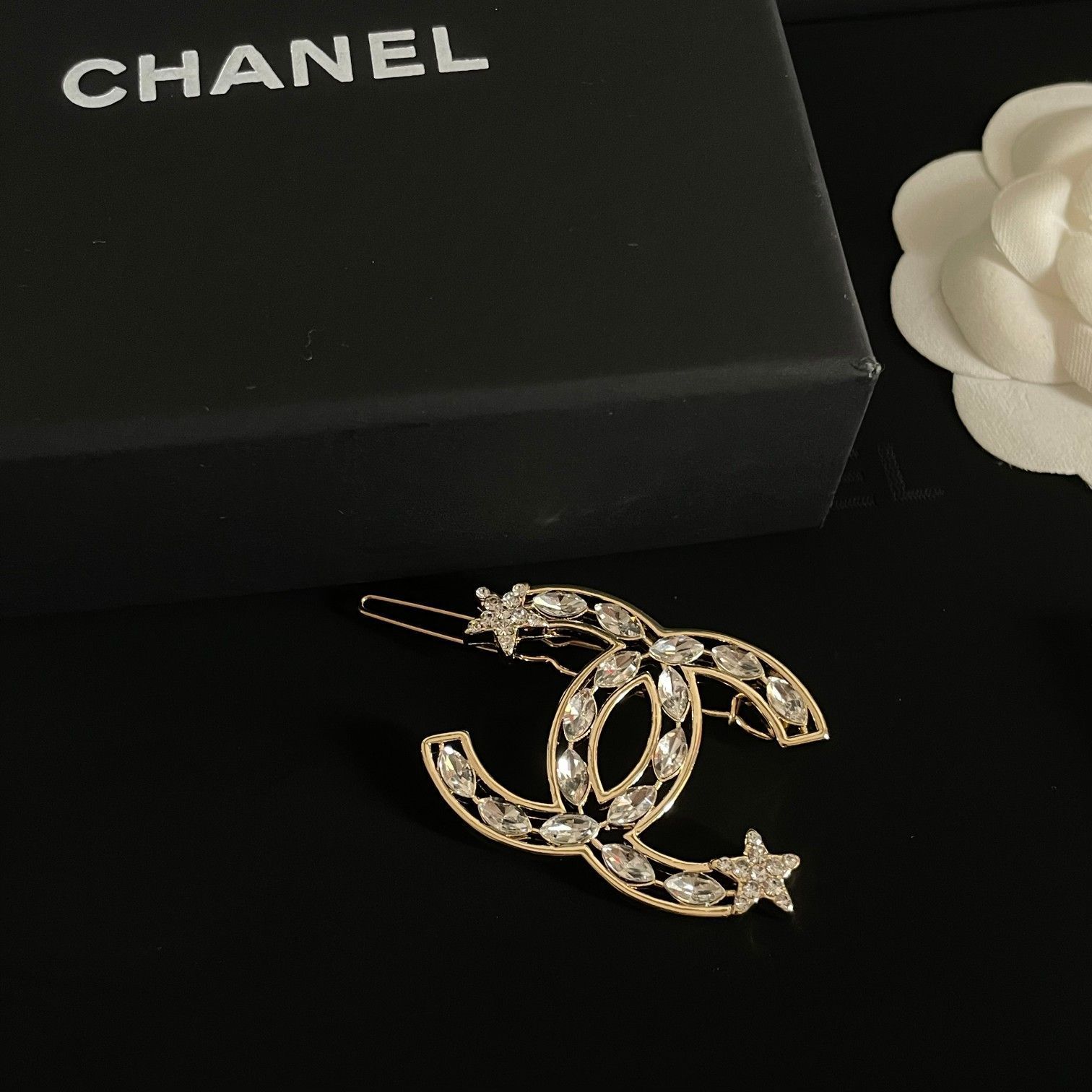 CHANEL★ヘアピン★レア美品⭐︎最終値下げ CHANEL☆ヘアピン☆レア美品⭐︎最終値下げ 【公式通販】