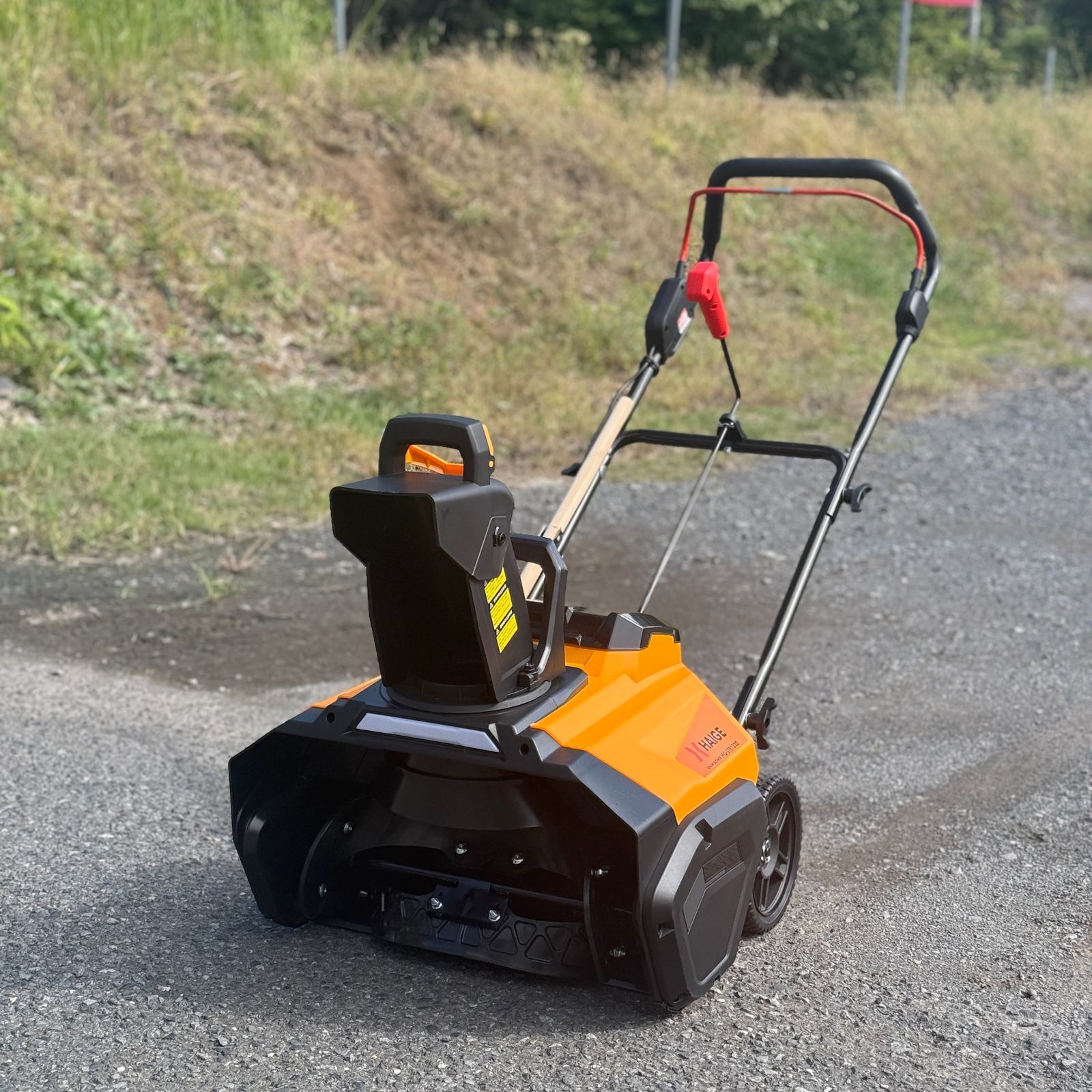 ♥ 展示品 電動除雪機 バッテリー2個 充電器 小型 家庭用 コードレス 軽量 HG-STE1320 632