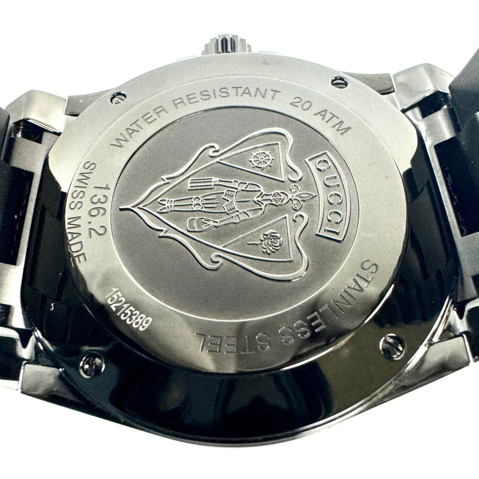 正規美品！グッチ　レディース　腕時計　クォーツ　デイト GUCCI(グッチ) / クォーツ腕時計/アナログ/136.2/DIVE/グッチ