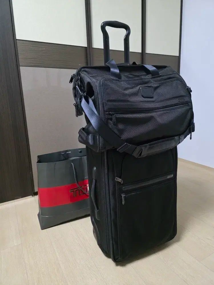 Tumi トゥミ アルファ 2 ボストンバッグ 額装 ソフト ダッフルバッグ