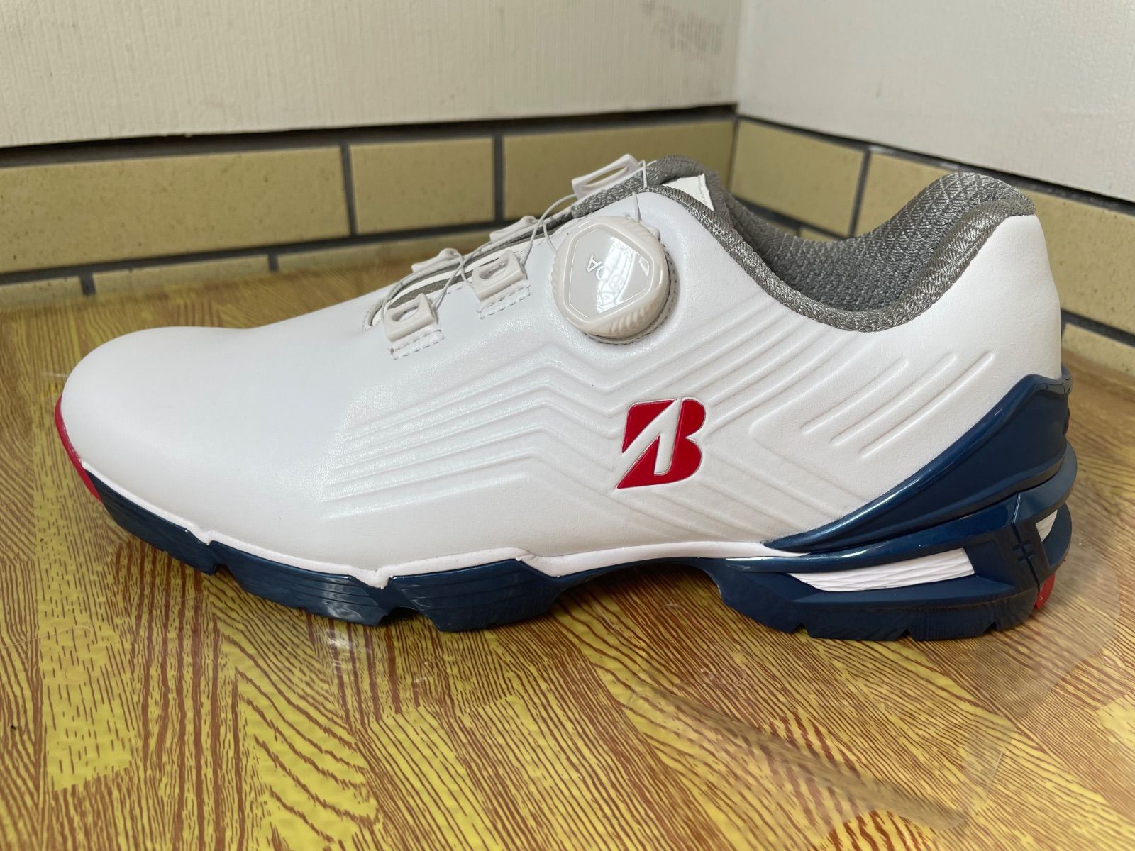 ゴルフシューズ