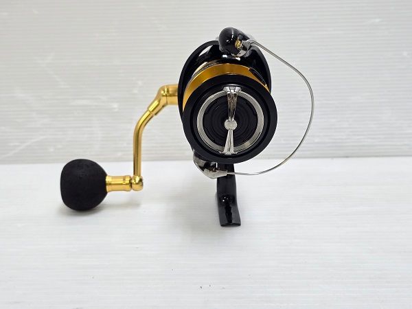 品】 ダイワ Daiwa スピニングリール 23 レガリス LT6000D-H 〇YR