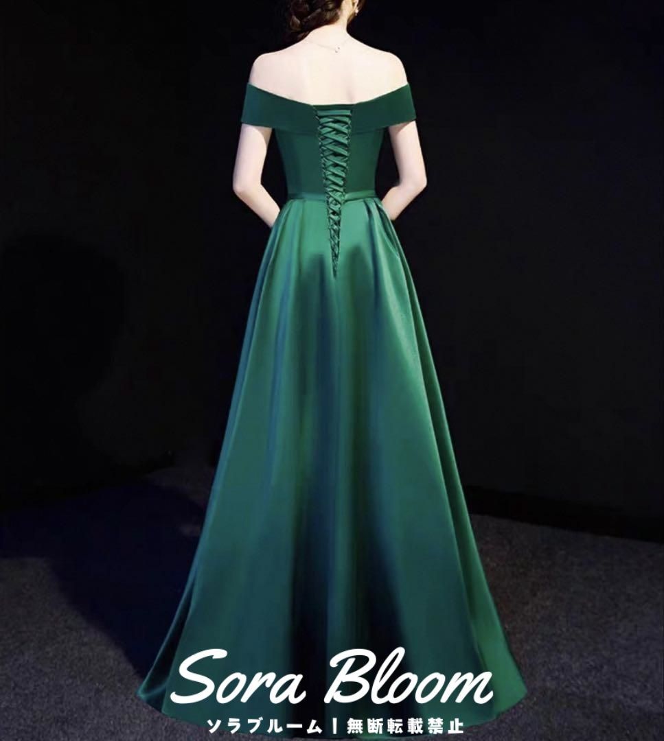 お花のデザインがゴージャスなオフショルダーのイブニングドレス