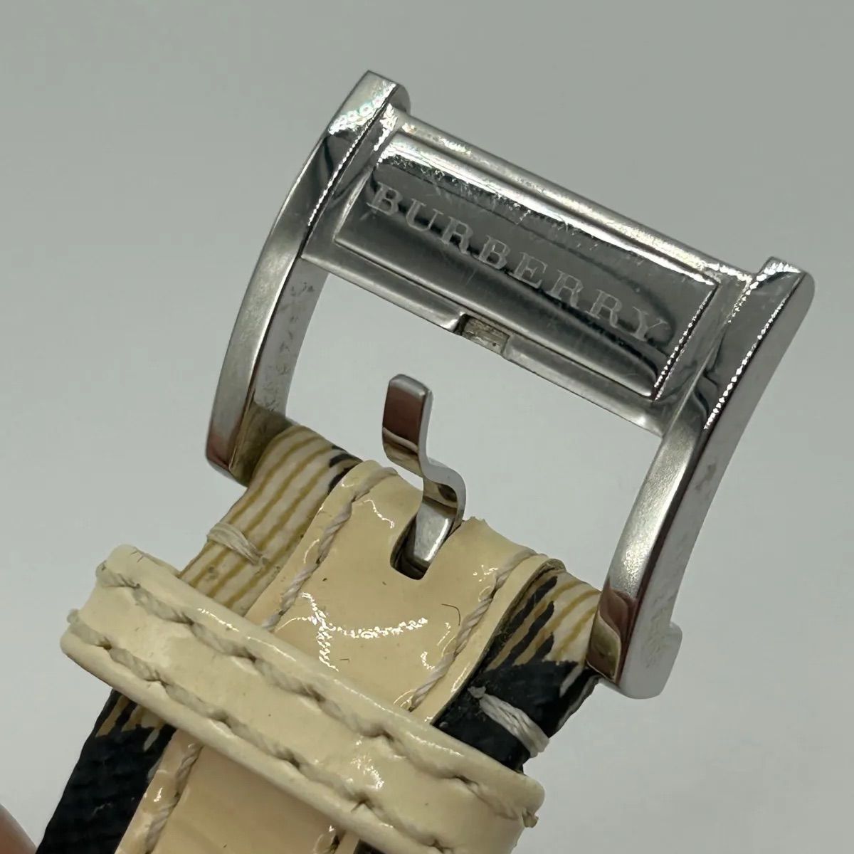 稼働品 BURBERRY バーバリー 腕時計 BU1379 アナログ クオーツ