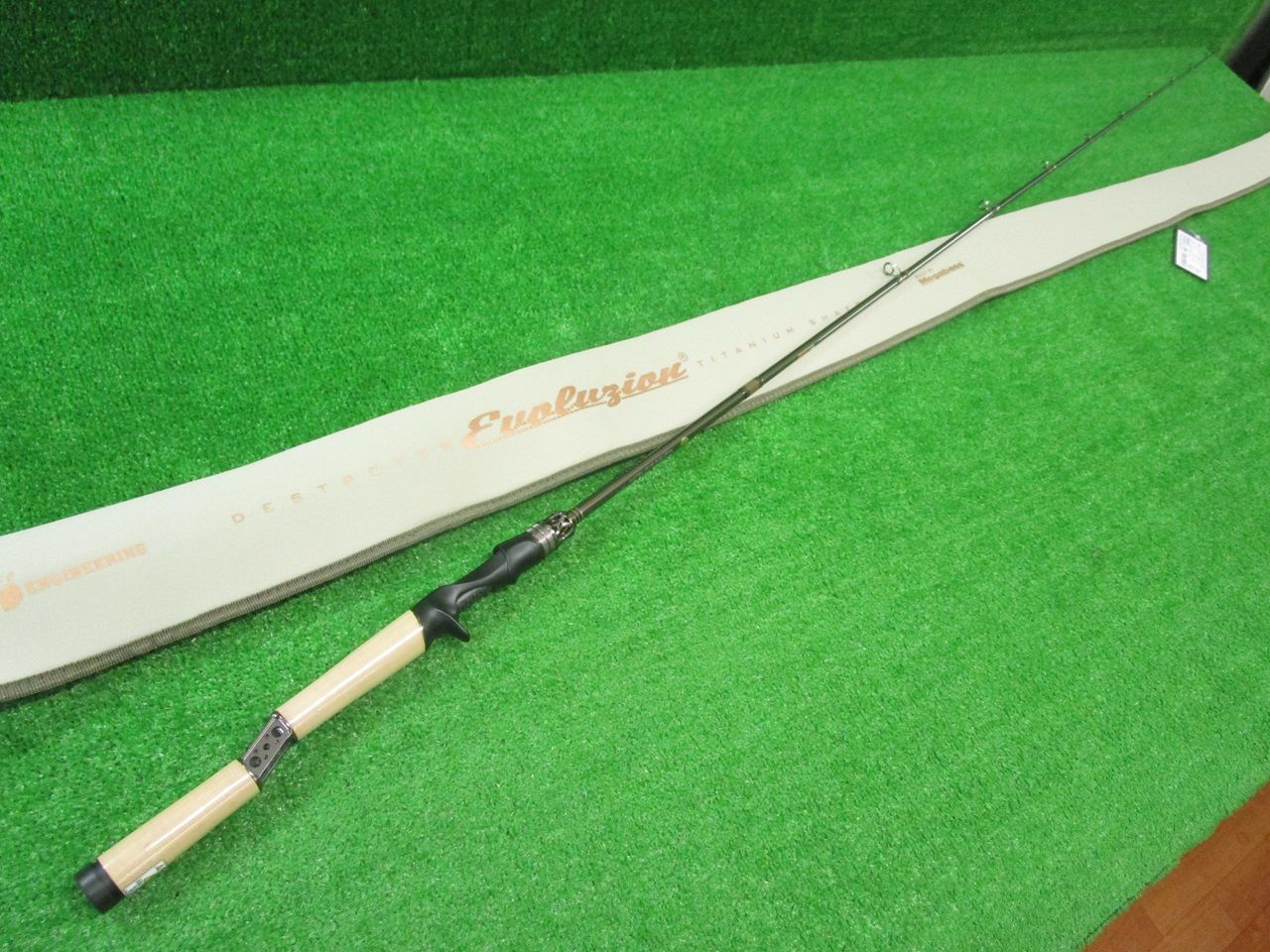ECH滝 メガバス エヴォルジオン MX40 F4-65tix