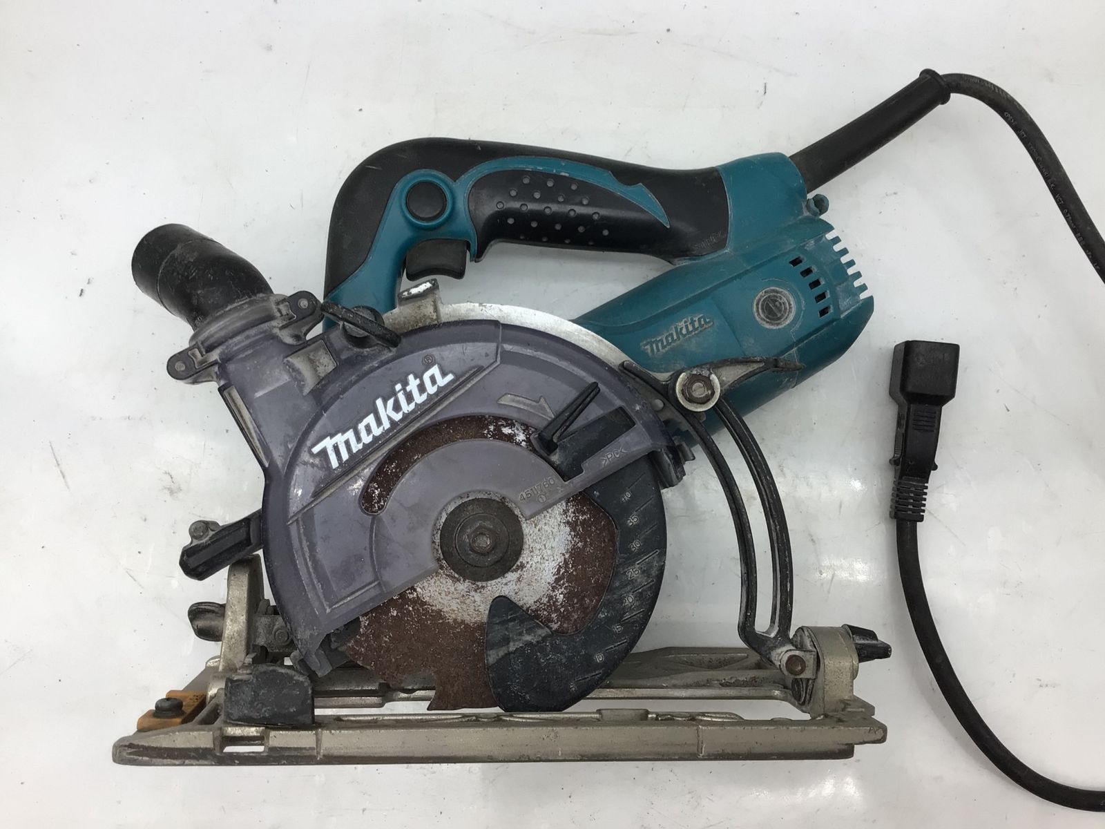品 〇Makita|マキタ 125mm防じんマルノコ KS5200FXSP ITPYGY50LAKG エコツール知立店 M02