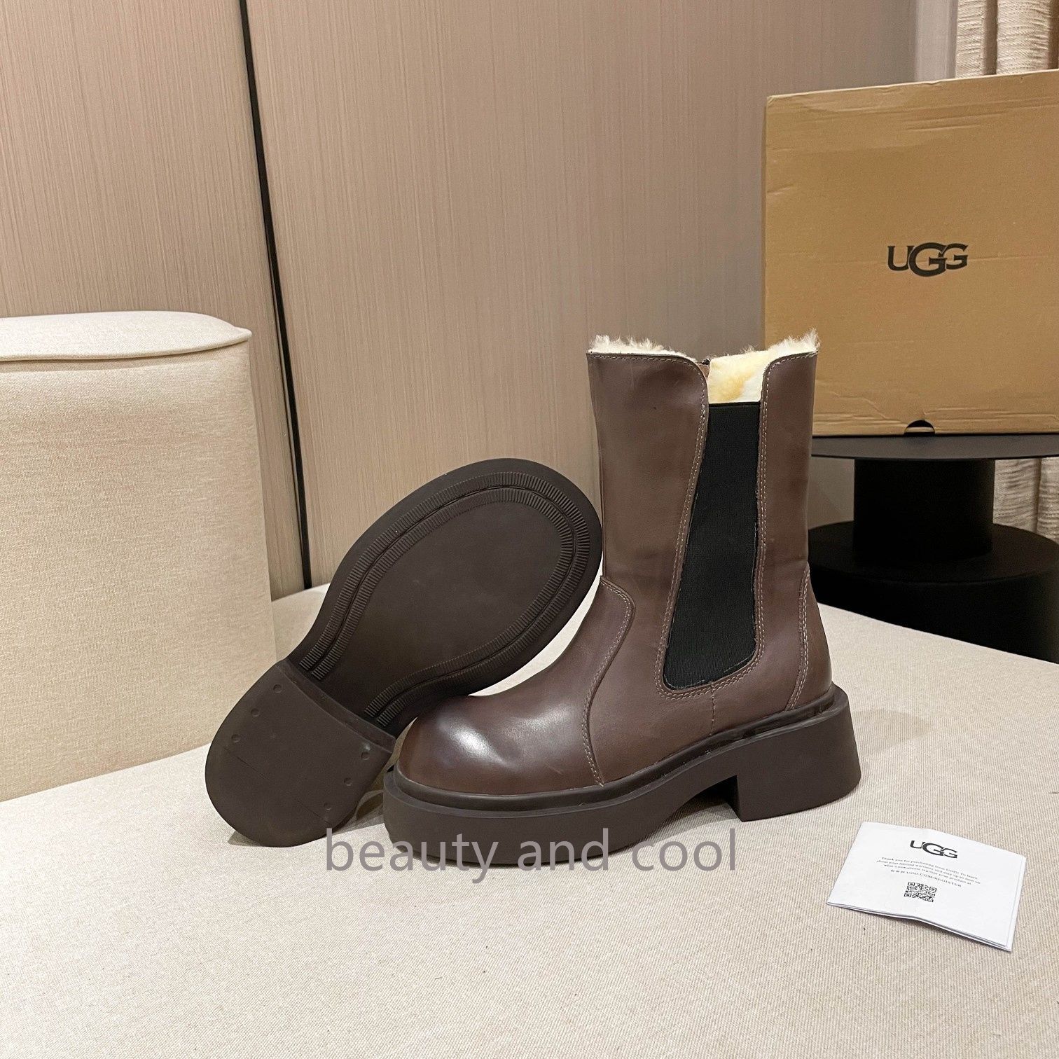 UGGの秋冬新作ファッションジッパー付きスノーブーツカレーカラー