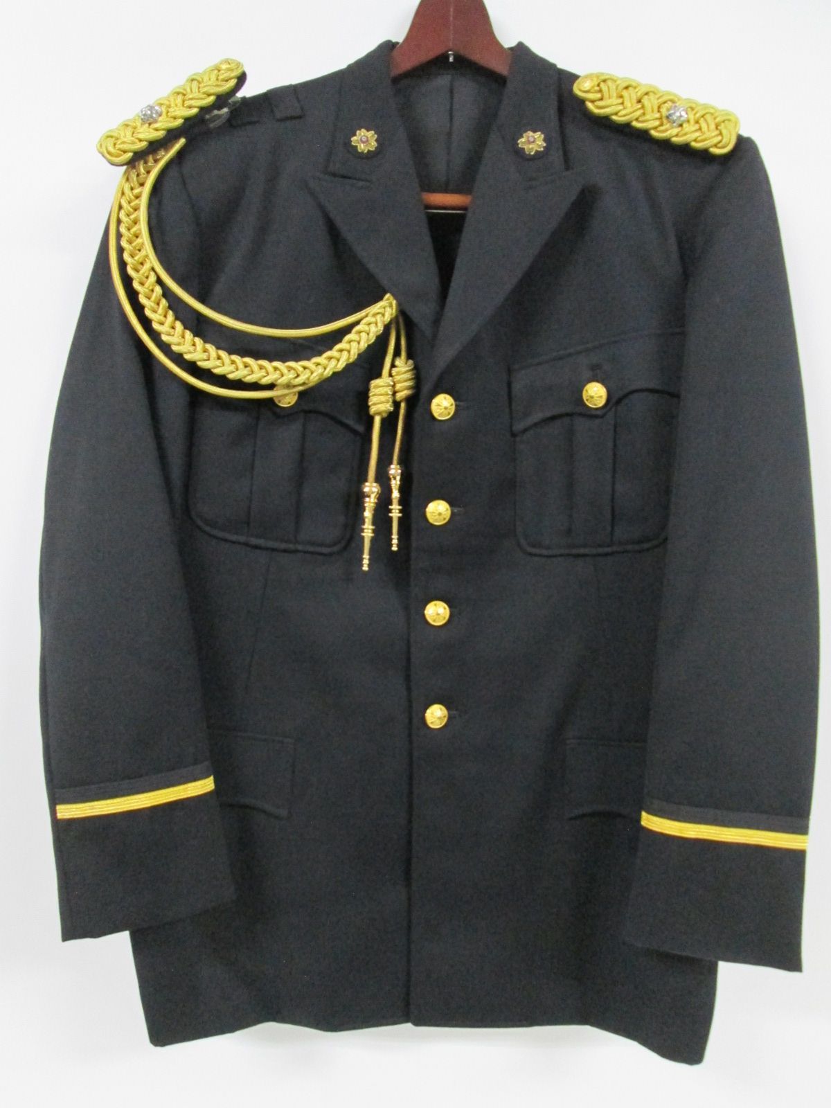 オリーブドラブ軍服 39R 赤い肩章付き F3973 アンティーク レトロ 旧型 昭和 礼服セット 式典用 正肩章