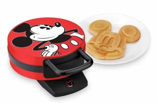 ワッフルメーカー ミッキー ディズニー DCM-12 レッド [並行輸入品] ミッキー ワッフルメーカー ディズニー DCM-12 レッド [並行輸入