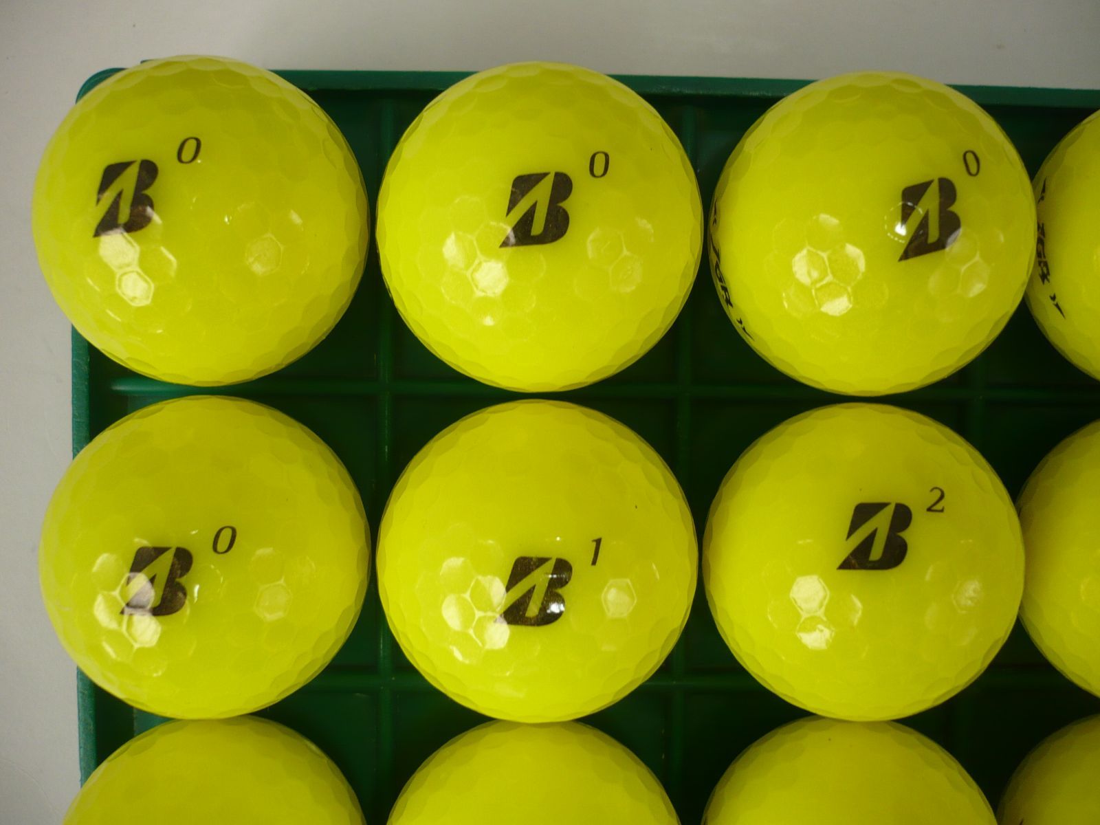 ブリヂストン TOUR B JGR イエロー 2025年モデル】ゴルフボール TOUR B