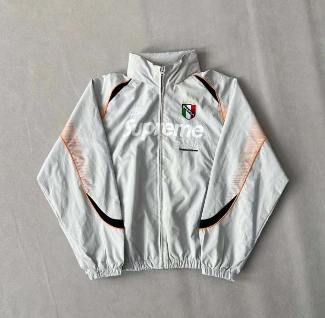 値下げ中SUPREME UMBRO TRACK JACKET - メルカリ