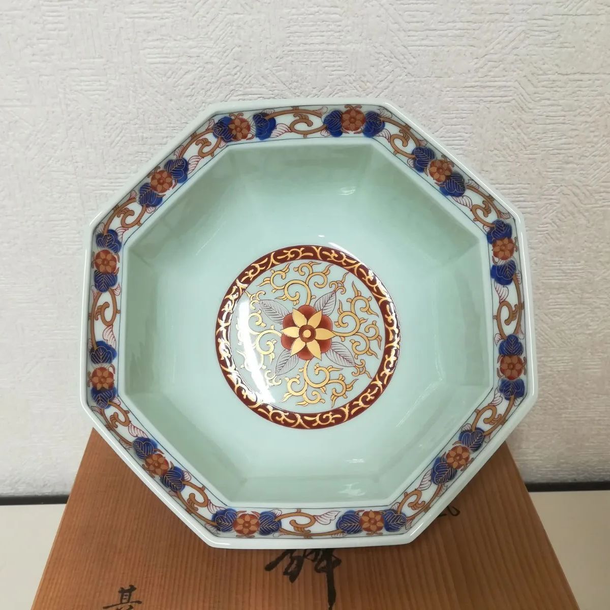 有田焼　豪華　緒方松右衛門　金襴手大鉢　古伊万里　高台　盛鉢　菓子鉢　コンポート 有田焼】緒方松右衛門 金襴手大鉢 古伊万里 高台 盛鉢 菓子鉢