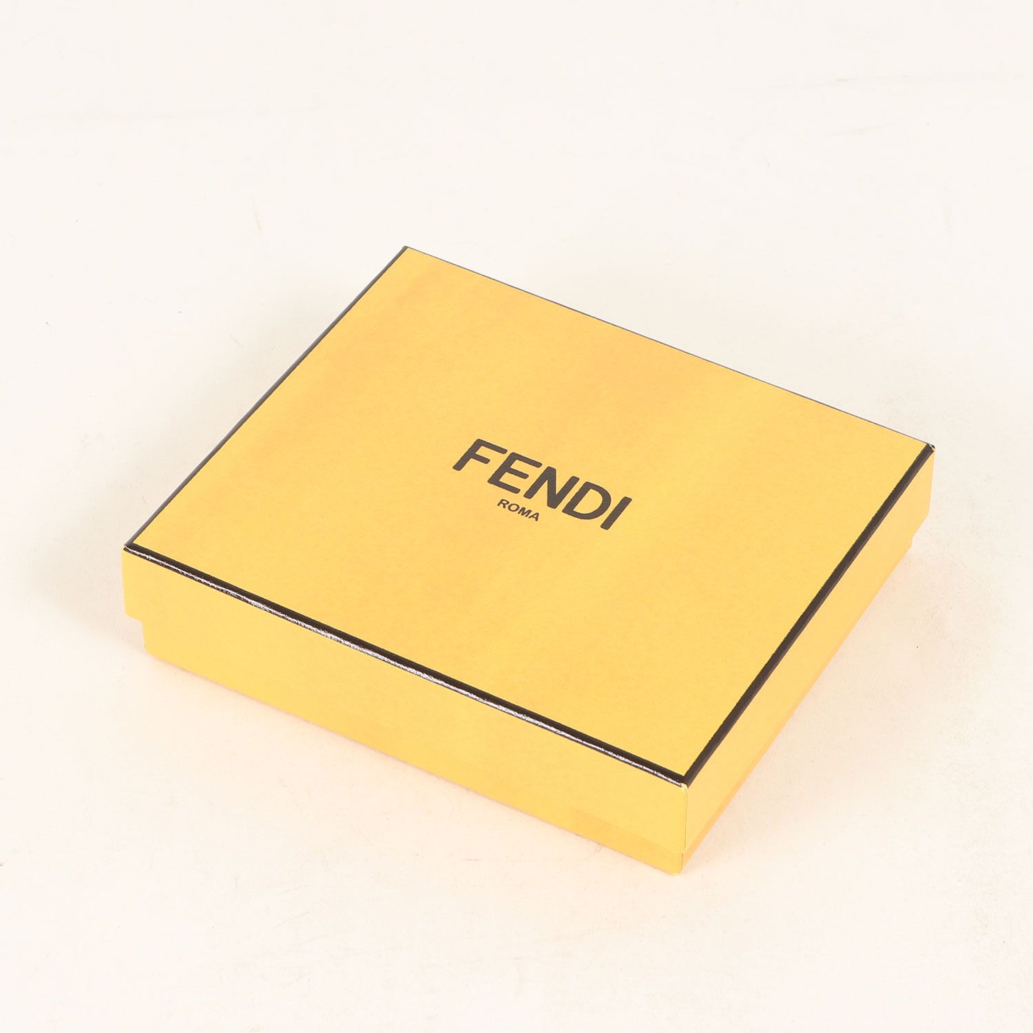 美品】FENDI フェンディ ズッカ ジャガード キャンバス レザー 札入れ  