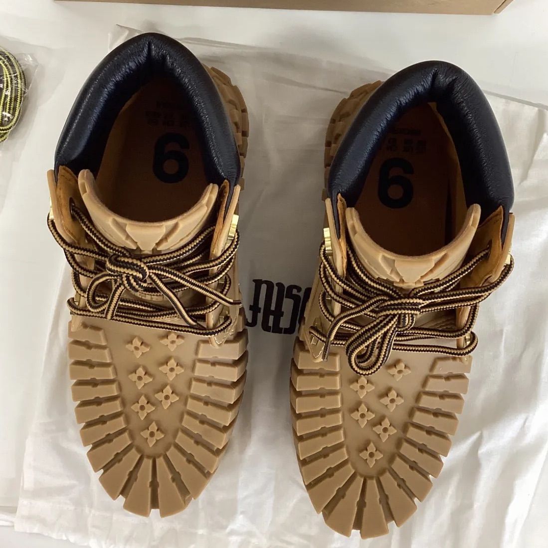 希少 MSCHF ミスチーフ 2×4 Boots Timberland ティンバーランド