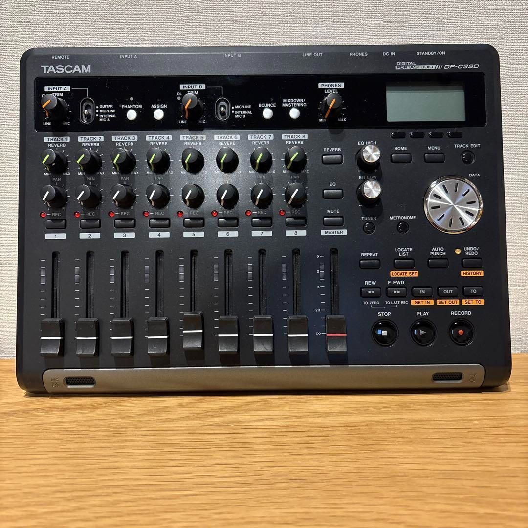 【リック】TASCAM DP-03SD マルチトラックレコーダー DP-03SD | フェーダー搭載8トラック SD/SDHC MTR | TASCAM (日本)