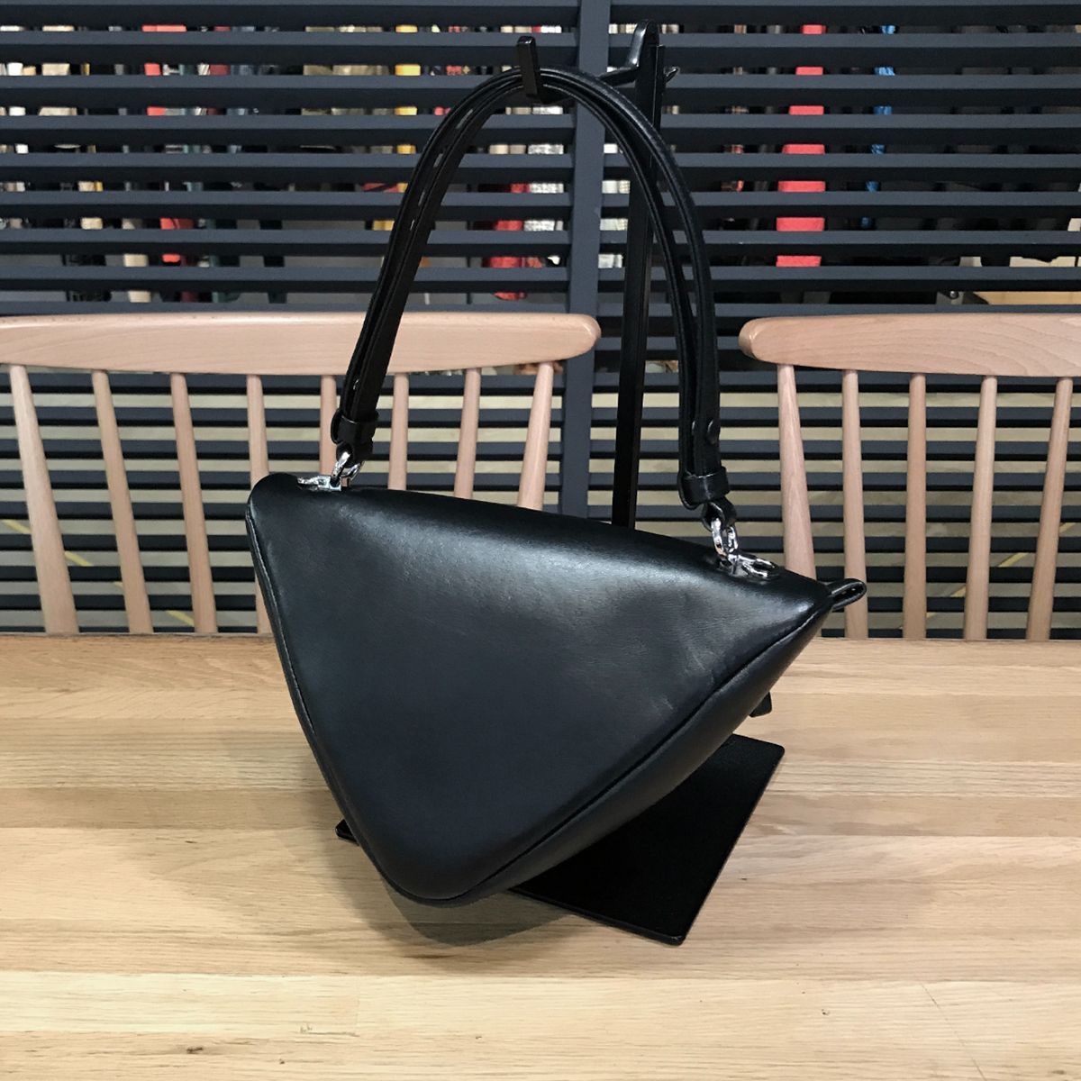 新品同様用】プラダ トライアングル ショルダーバッグ パデットナッパ 