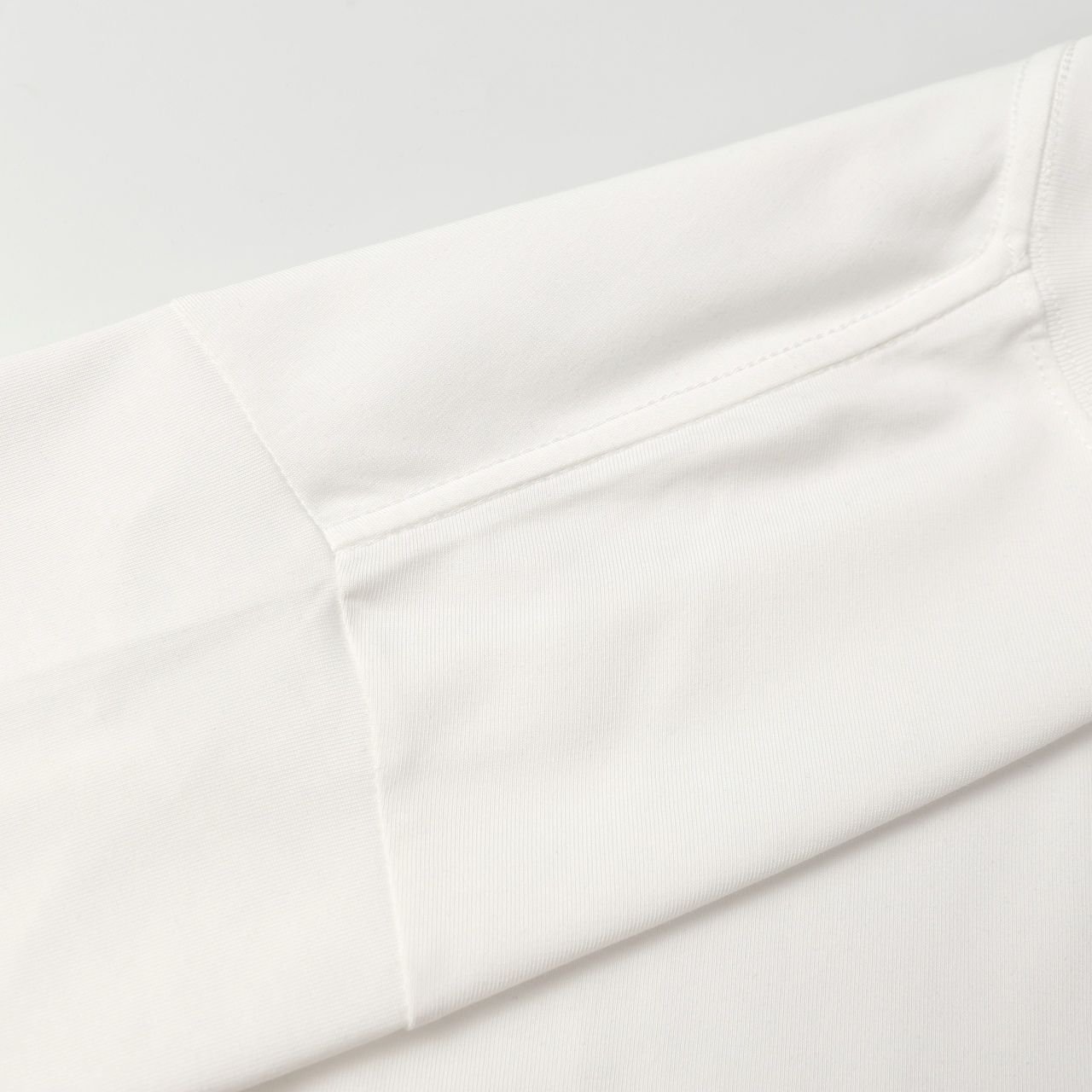 バレンシアガ（Balenciaga） プリントショートスリーブ T シャツ