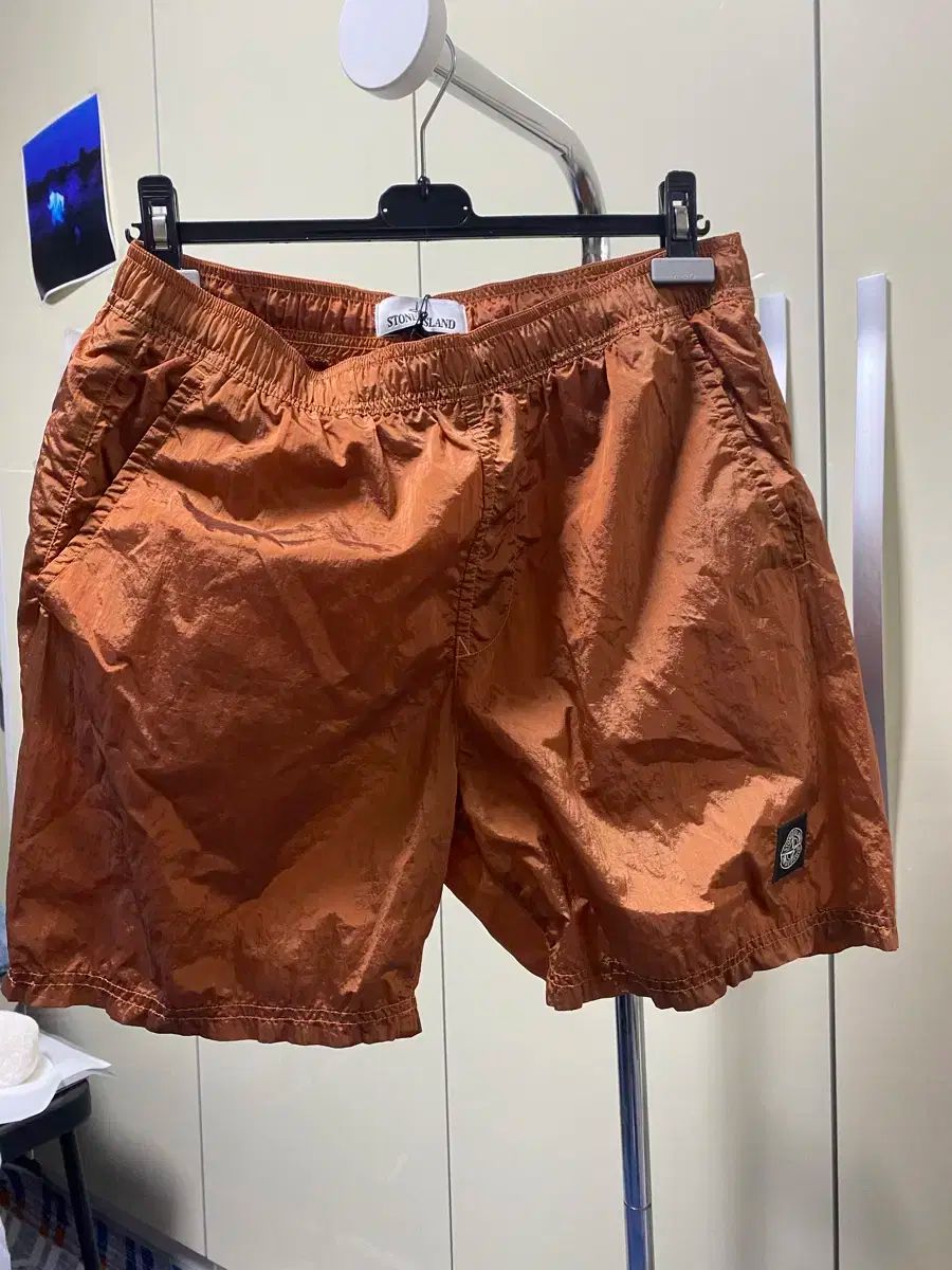 STONE ISLAND(ストーンアイランド) ナイロンメタル ショート