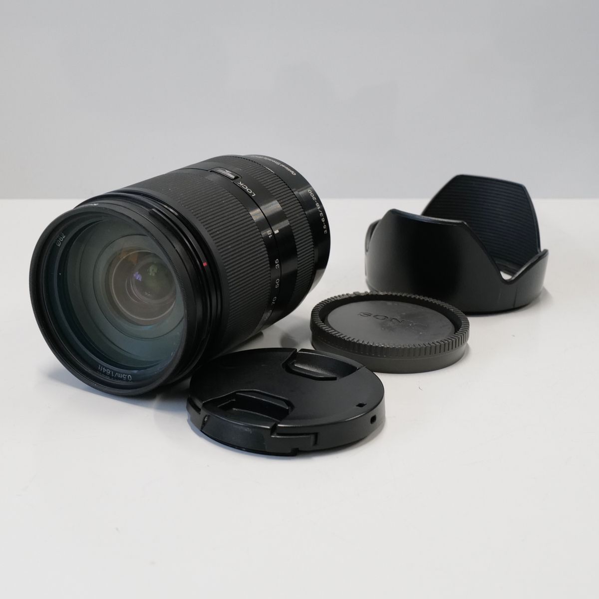 SEL18200LE SONY デジタル一眼カメラα用レンズ USED品 E 18-200mm F3.5-6.3 OSS LE 広角～望遠ズーム 完動品  中古 CP7304 - メルカリ