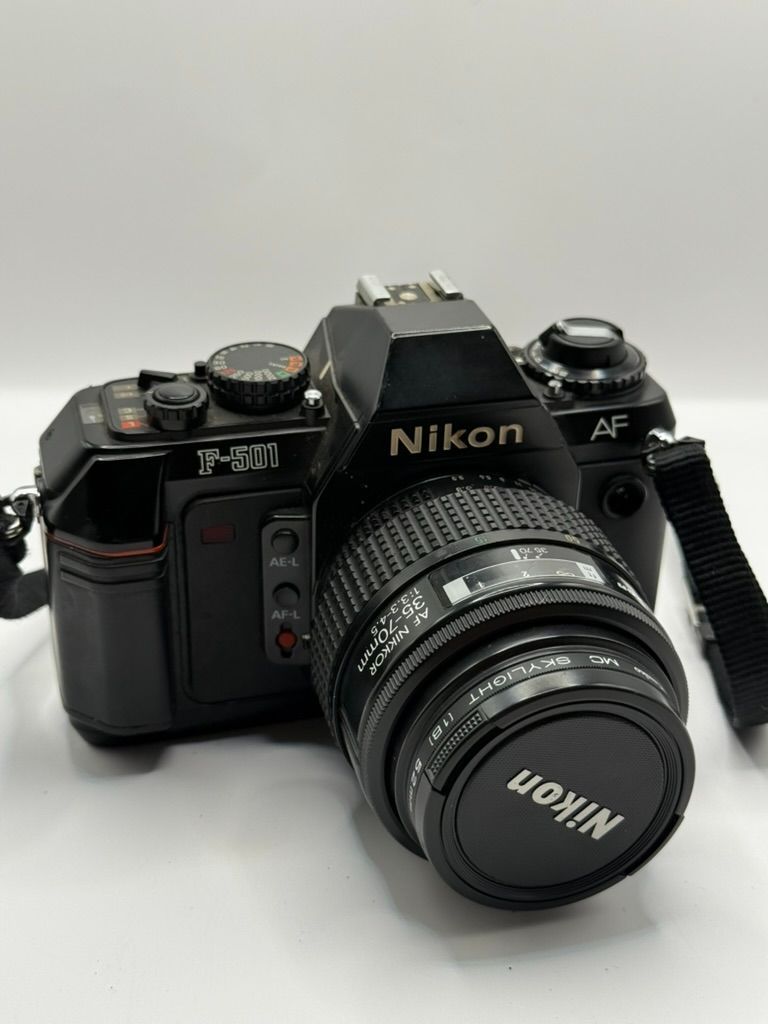 Nikon F-501（AF NIKKOR 35-70mm付属）