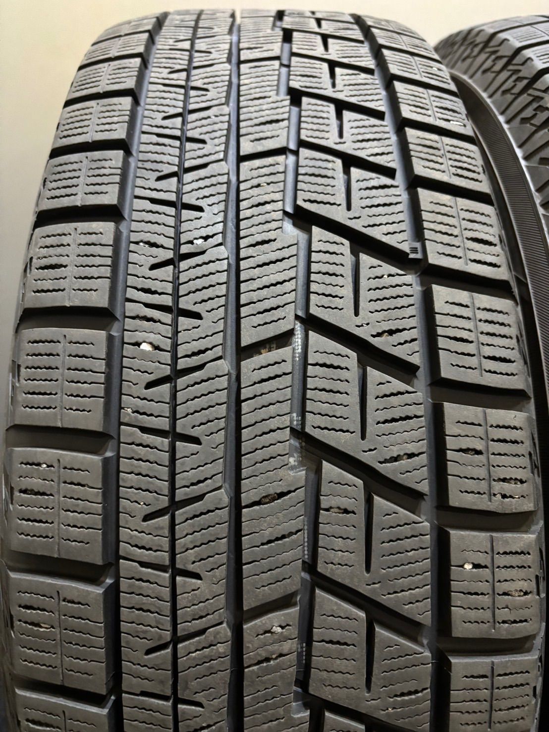 215|65R16