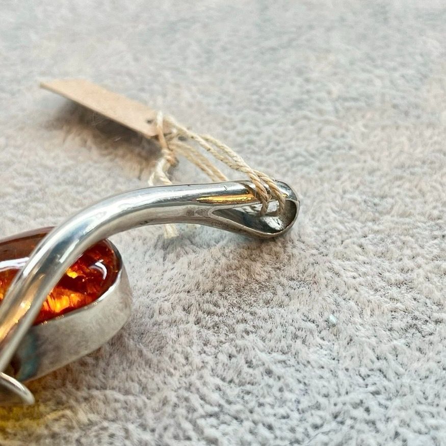 ペンダントトップ 琥珀 アンティーク シルバー925 925刻印 アンバー